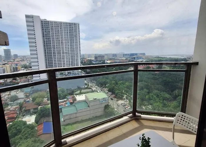 Big 2br -93sqm -pet -freeparking ,moa,picc,ccp,airport Manila