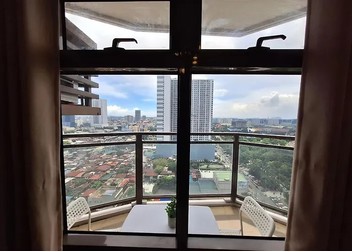 Big 2br -93sqm -pet -freeparking ,moa,picc,ccp,airport *