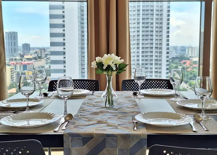 Big 2br -93sqm -pet -freeparking ,moa,picc,ccp,airport Manila